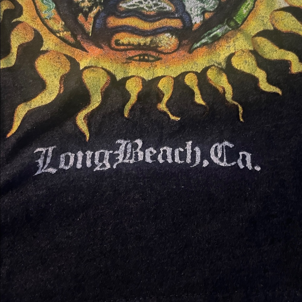 Sublime Graphic Tee with Sun Design- no size indicated but it’s a small - Picture 2 of 6